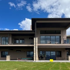 Beachfront Haven - Lakefront with Private Beach
