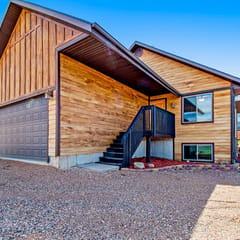Hilltop Hideaway - Lake Views, Hot Tub, Game Room